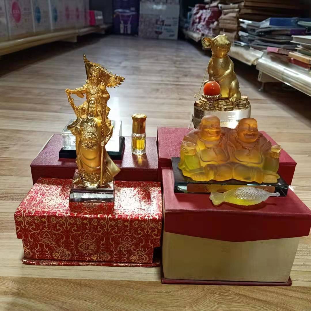 汽车香水座 汽车摆件 玻璃香水座